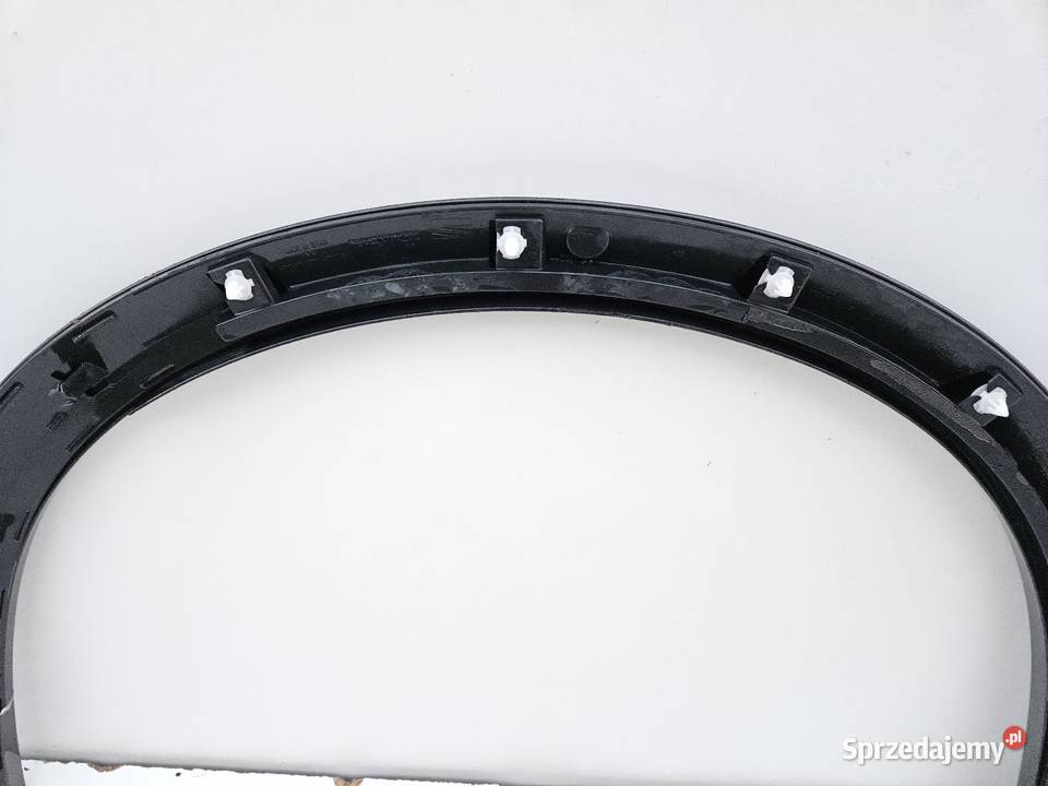 CUPRA FORMENTOR 5FF LISTWA BŁOTNIKA PRAWY PRZÓD osobowe Międzychód