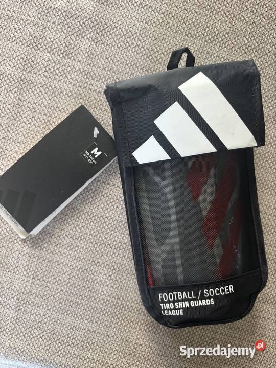 Ochraniacze piłkarskie Adidas Tiro Shin Guards Pozostałe Katowice sprzedam