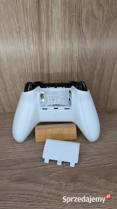 Pad Bezprzewodowy Microsoft Biały Model 1708 śląskie Ruda Śląska