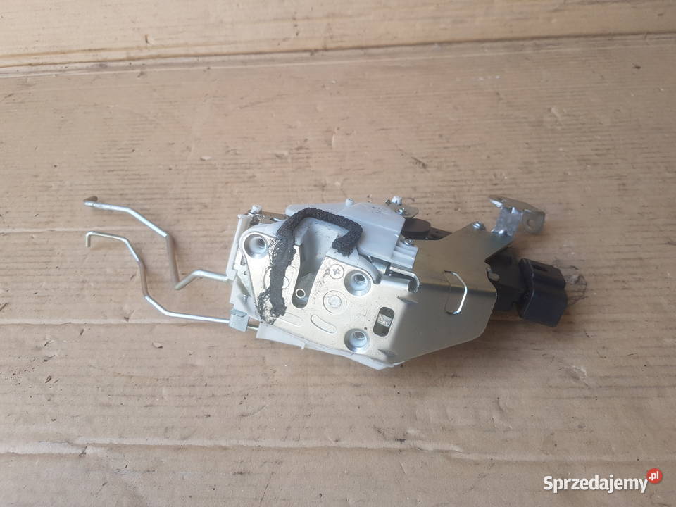 Suzuki Ignis MH 0410 zamek zatrzask centralny sprzedam