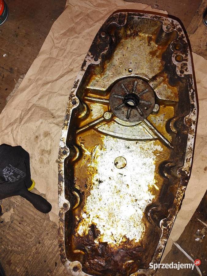 Pokrywa rozrządu silnika Dniepr MT K650 Leszno sprzedam