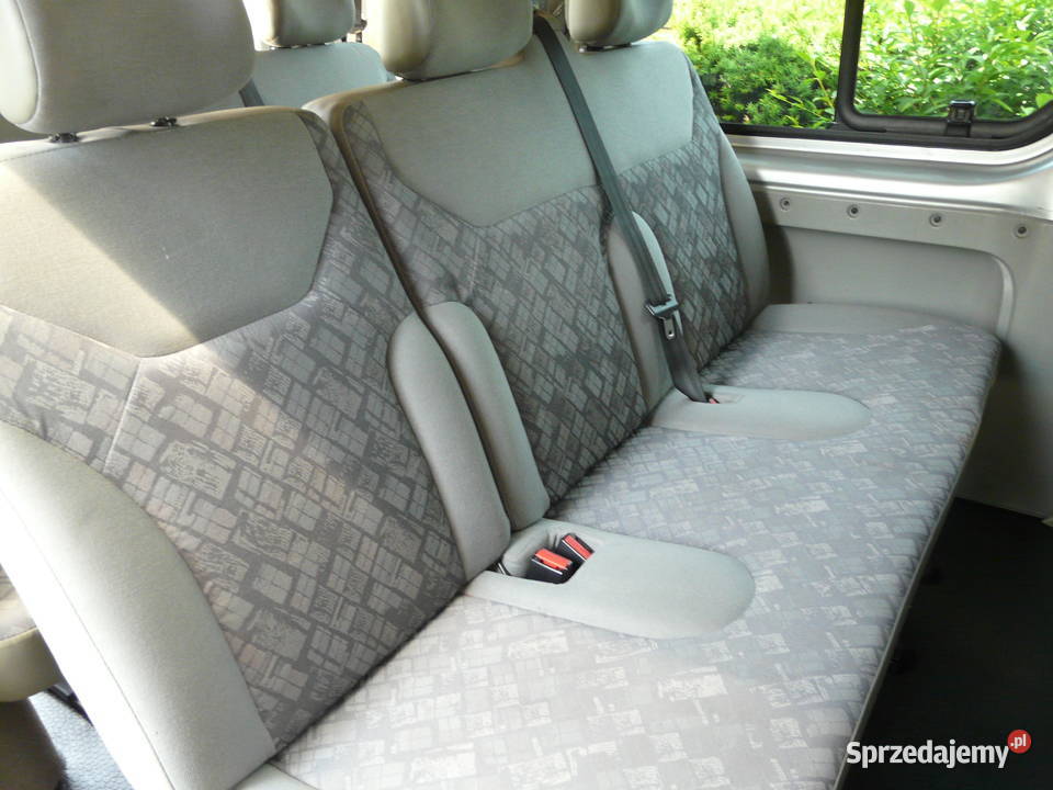 Opel Vivaro 19 CDTi 9 osobowyskrzynia biegów 6 Vivaro Wieruszów
