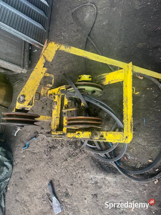 Sieczkarnia komplet z napędami kombajn Holland Zahajki