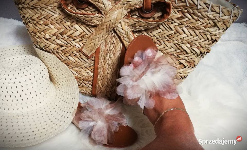 klapki brązowe duży kwiat mazowieckie Warszawa