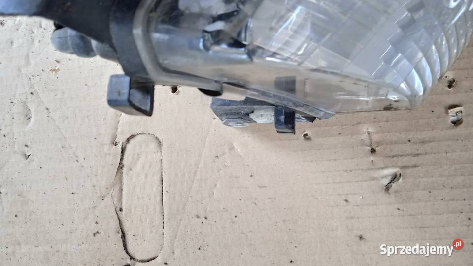 VW PASSAT B5 LAMPA PRZÓD PRAWA EU Zbierkowo
