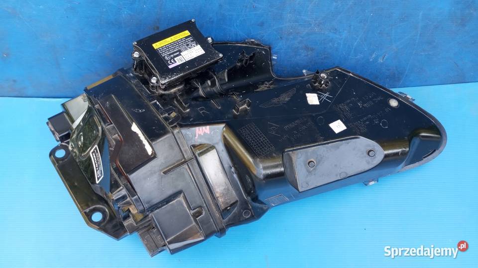 LAMPA PRAWY PRZÓD EU XENON ASTON MARTIN VANTAGE osobowe