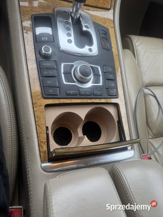 Cupholder Audi A8D3 Trzciniec