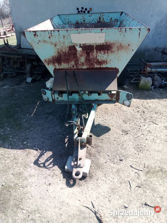 Rozsiewacz wapna Rcw Piast Cyców