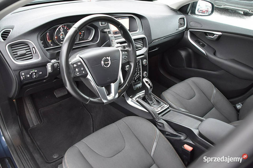 Volvo V40 Cross Country 15T3 152 Led Navi Kamera centralny zamek Nowe Kucice