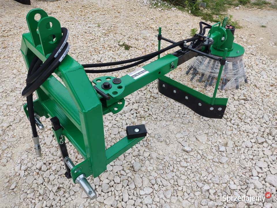 Odchwaszczacz hydrauliczny do kostki krawężników