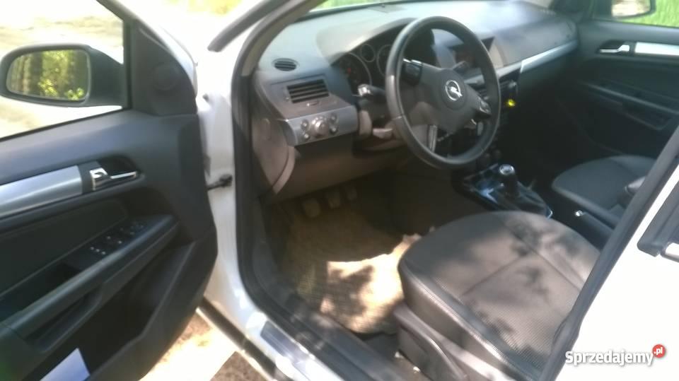 Opel astra H liftpółskórybiała perła Konin