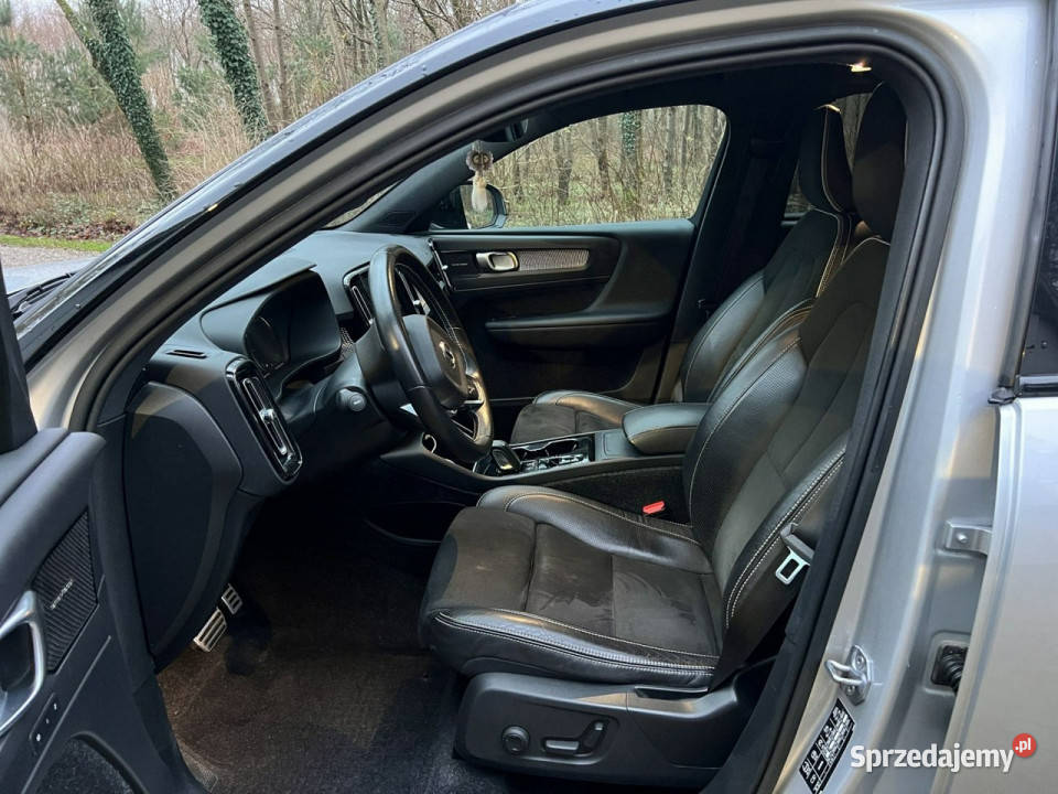 Volvo XC 40 srebrny sprzedam