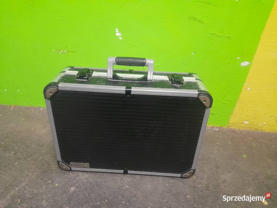 Walizka Kufer Czarna Oleśnica sprzedam