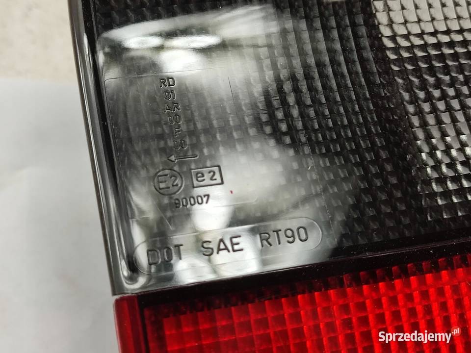 LAMPA LEWY TYŁ W KLAPĘ CITROEN XM Y3 19891994 Lampy cofania sprzedam