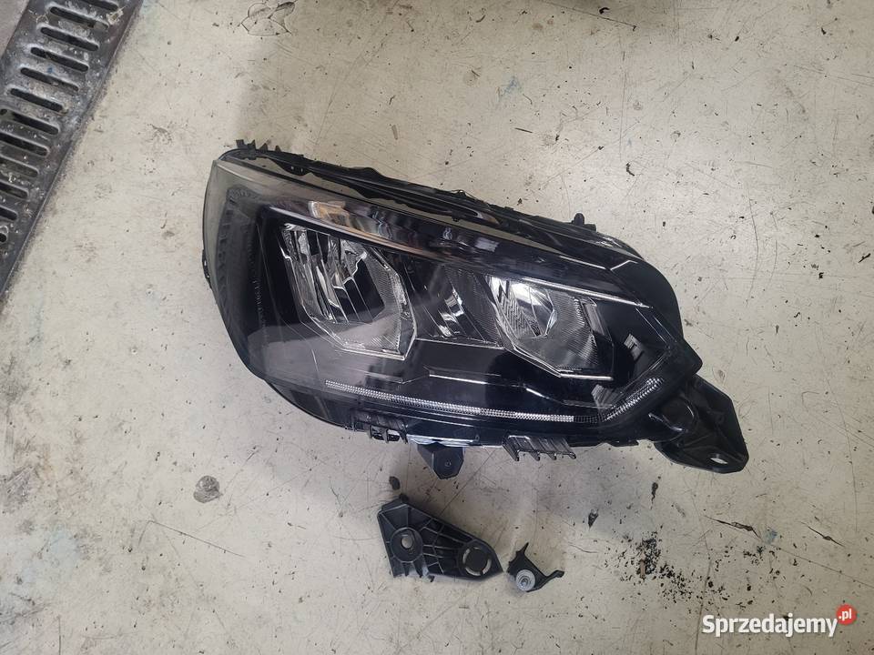 Peugeot 208 II Lampa Przednia Prawa Led Tychy