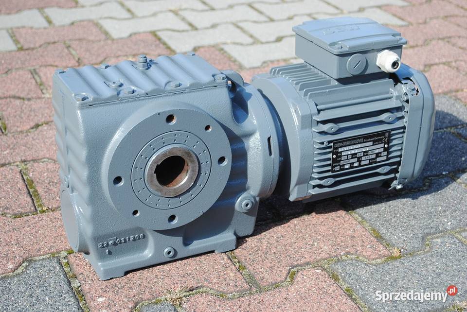 Motoreduktor kątowy 15kw 52obrmin firmy SEW Kargowa