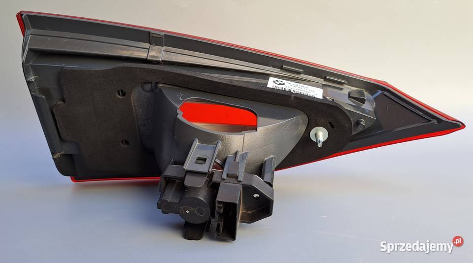 Lampa Tylna Prawa BMW X1 E84 W Klapę Oryginał Mielęcin