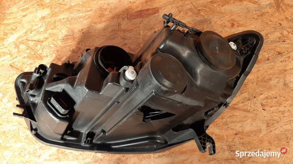 AUDI A6 C7 LAMPA PRAWA PRZÓD PRZEDNIA 4G0941004M