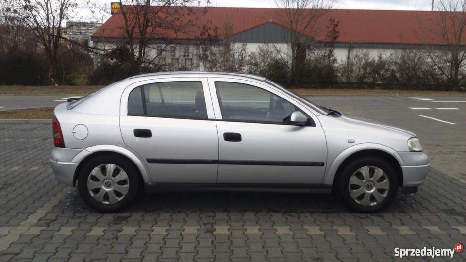 Sprzedam Opla Astre G 282500km