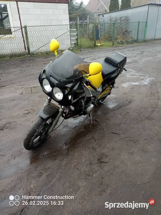 Yamaha FZR600 nieuszkodzony Lubrza