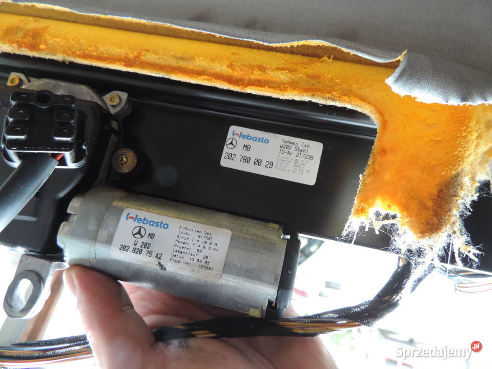 SZYBERDACH ELEKTRYCZNY MERCEDES W202 C KLASA