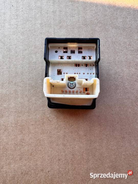 Przełącznikustawianie lusterek Toyota Yaris III Brzesko