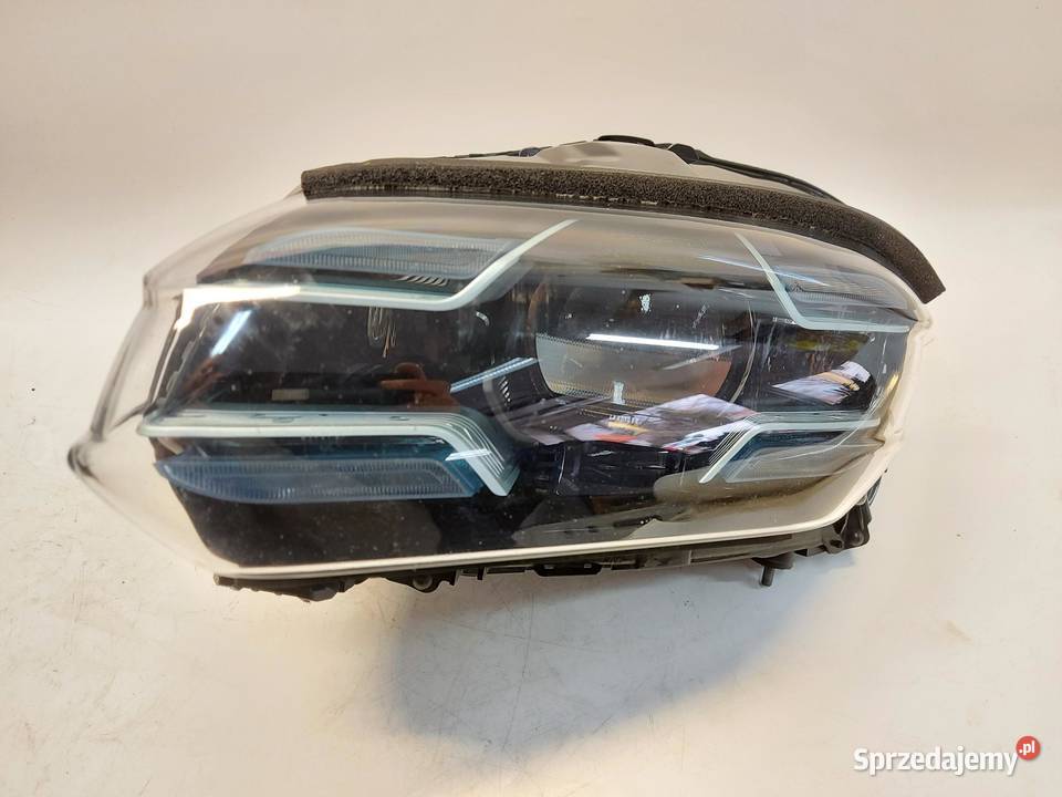 Porsche Taycan GTS 9J1 2023r Lampa reflektor