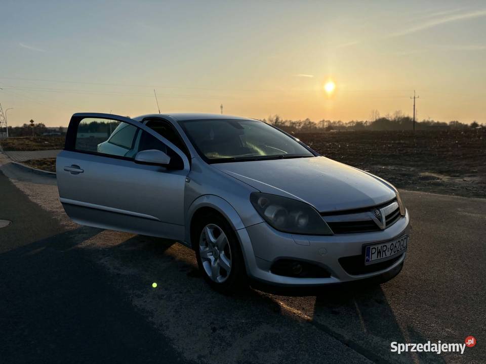 Opel Astra H GTC
