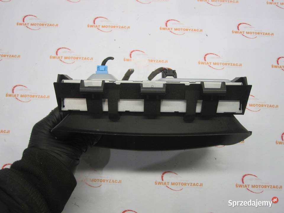 ASTRA J IV ZAFIRA C MERIVA B INSIGNIA A ekran świętokrzyskie sprzedam