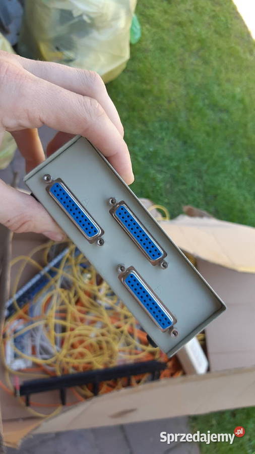 przełącznik sygnału DATA SWITCH BELKIN F1B024E wielkopolskie