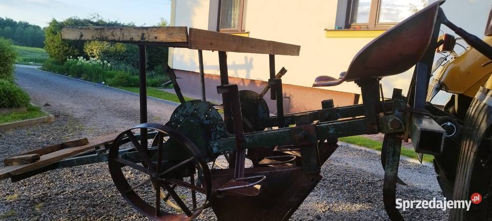 Sadzarka do tytoniu nieuszkodzony Szczebrzeszyn