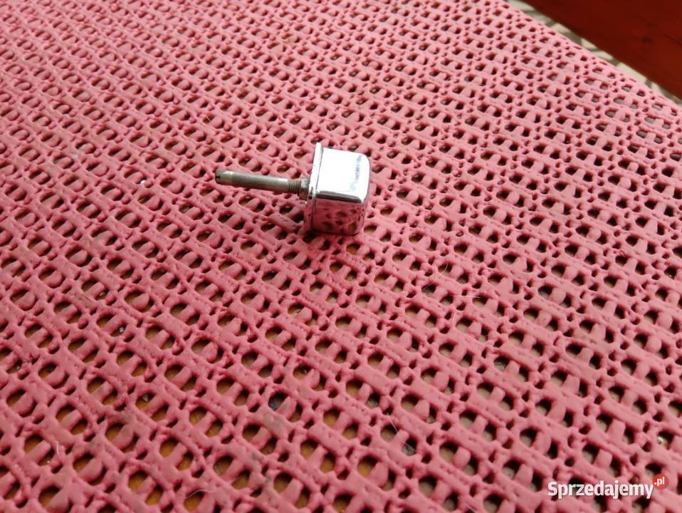 Guzik przycisk klamki starego chrom Fiat 125p Żywiec