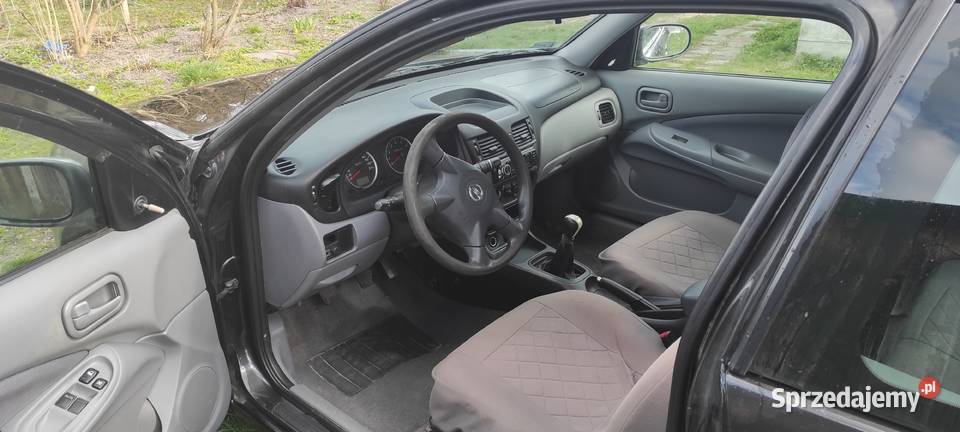 Nissan Almera 2003 15 benzyna Wierzbica