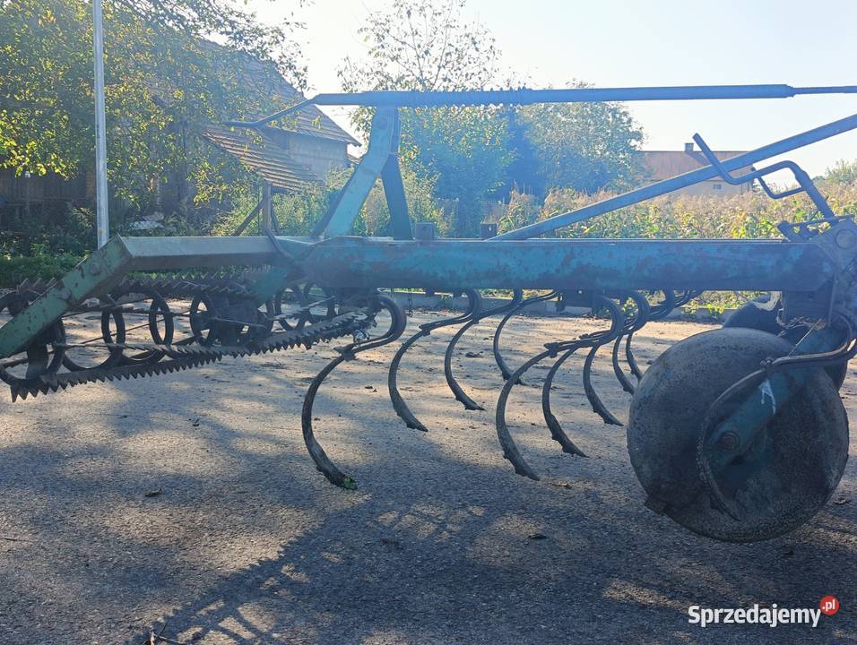 Kultywator 22m z wałkami Agregaty podkarpackie Orły