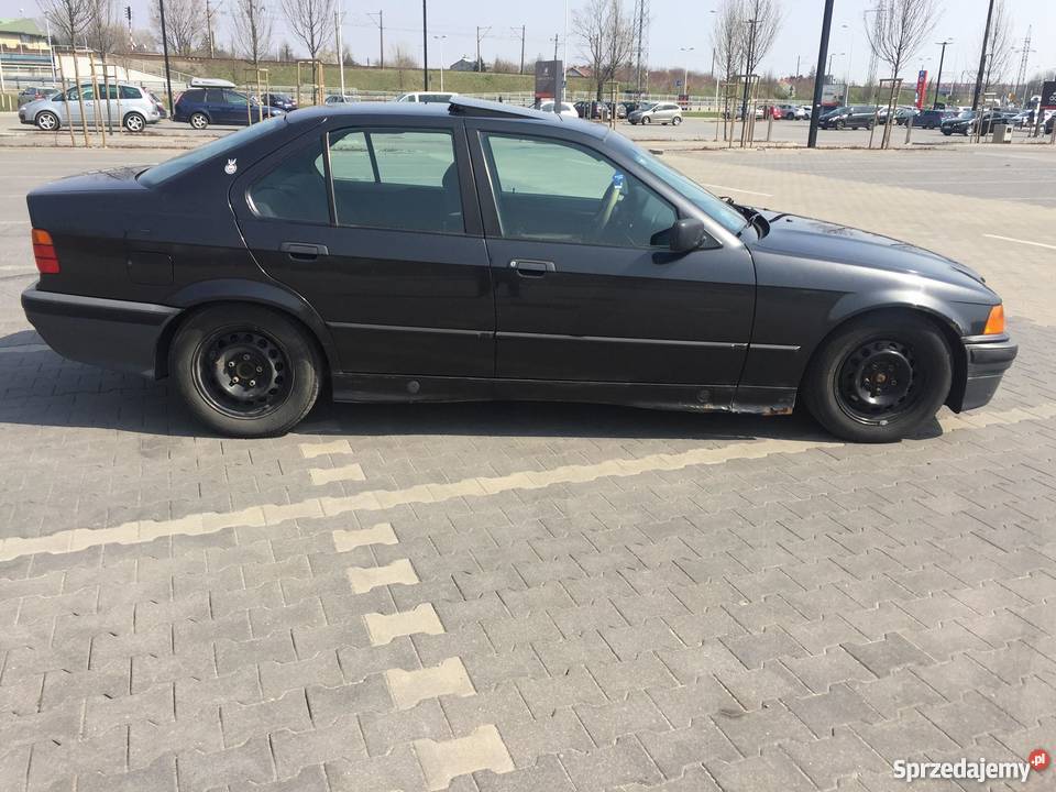 BMW E36 18i LPG Warszawa sprzedam