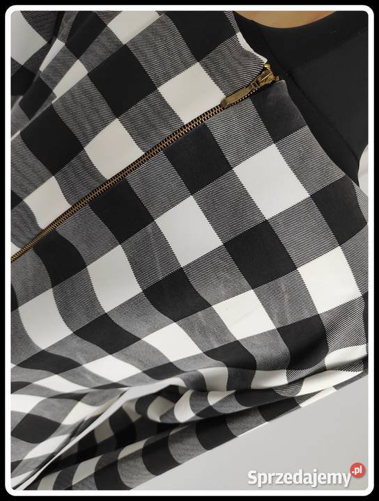 Sukienka w kratkę czarno białą 42 XL elastyczna Płock sprzedam