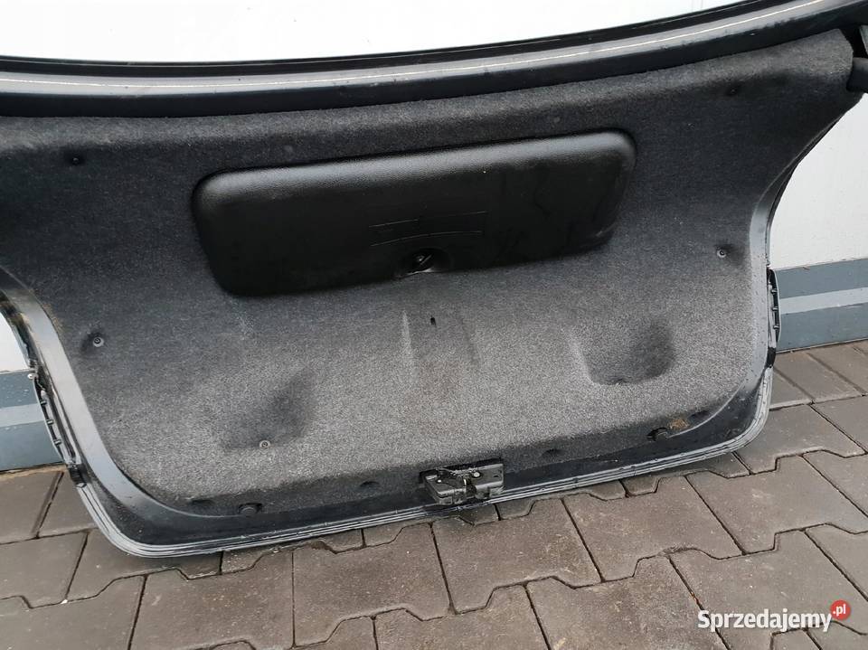 BMW F10 TYLNA KLAPA BAGAŻNIKA TYŁ LAMPY ZAMEK