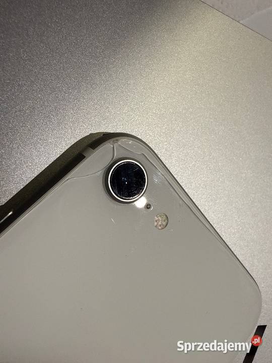 iPhone SE 2020 64GB Stuknięty z dwóch stron Kraków