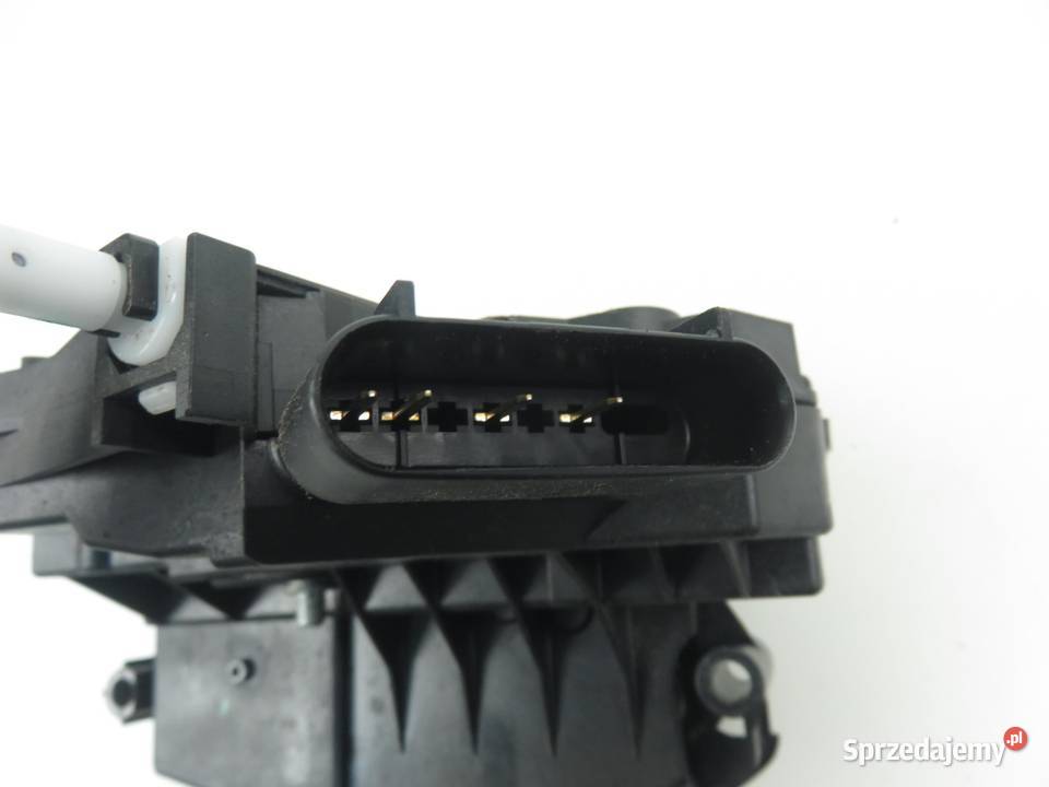 ZAMEK PRAWY TYLNY FORD FOCUS MK3 III Zamki, wkładki i kluczyki