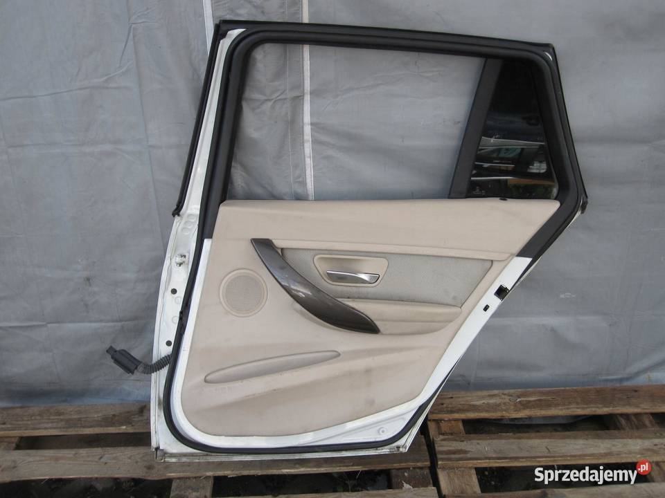 BMW F31 12r drzwi prawe tył