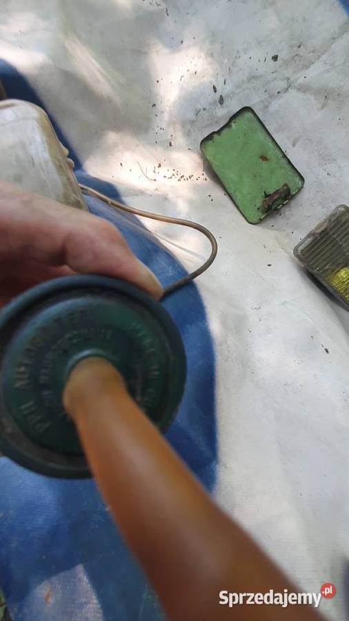 Zbiornik spryskiwaczy z pompką Wartburg