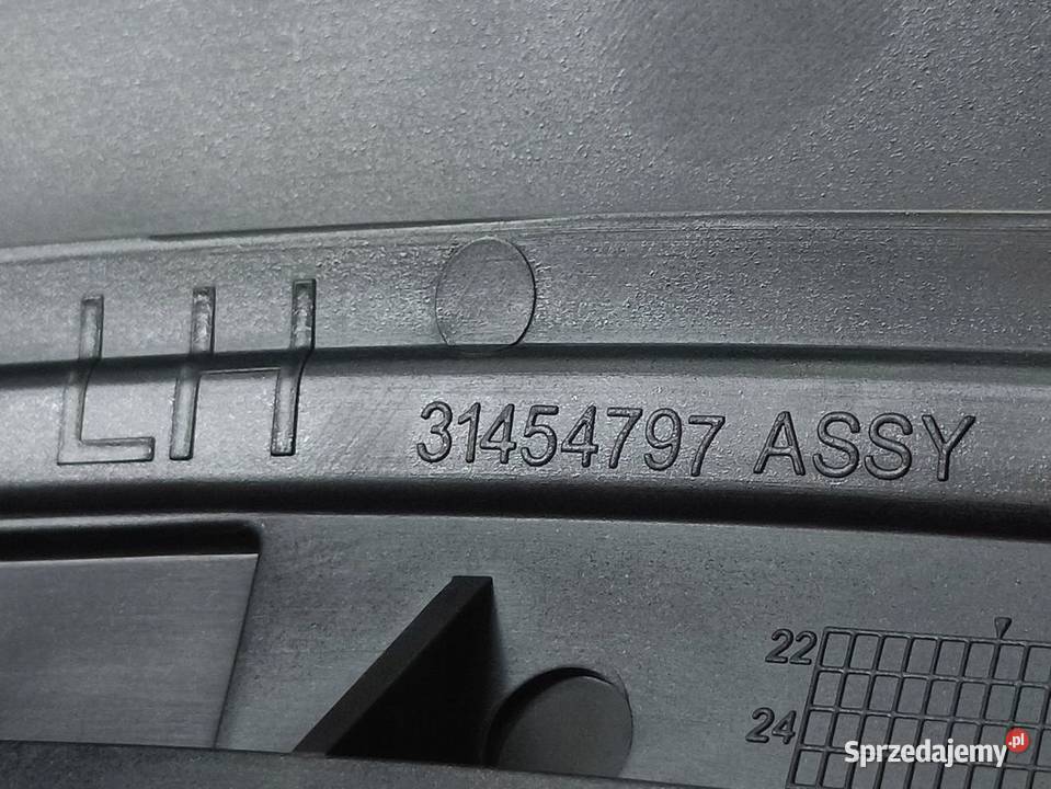 VOLVO XC60 II 18 LISTWA NAKŁADKA BŁOTNIKA LEWY Pleszew