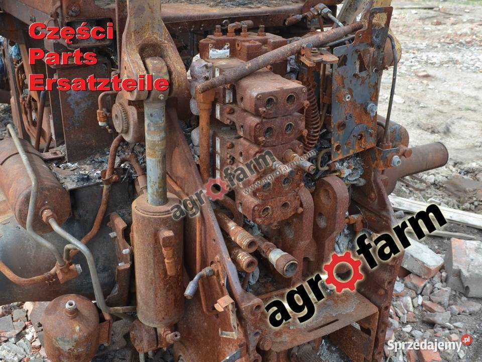 John Deere 8345R części skrzynia biegów silnik Byków
