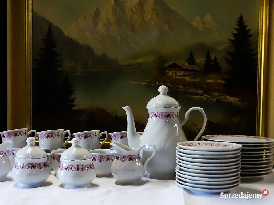 Zestaw porcelany stołowej z klasycznym kwiatowym lubelskie Biłgoraj sprzedam