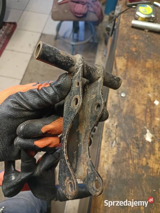 Mocowanie silnika wsk 125 wfm B1 Mocowania i uchwyty opolskie Olesno