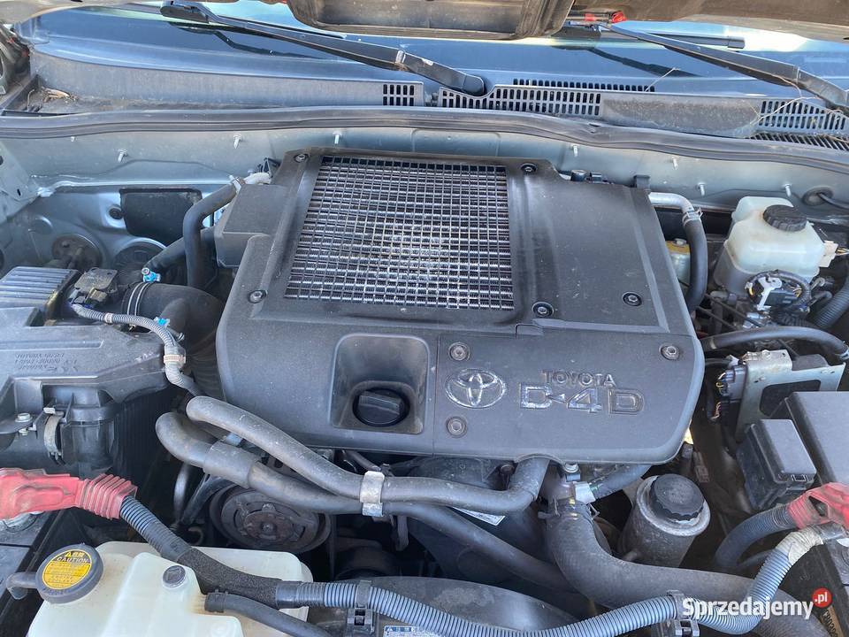 TOYOTA Land Cruiser 30T D4D 173 Eden Park DY134 Przemyśl