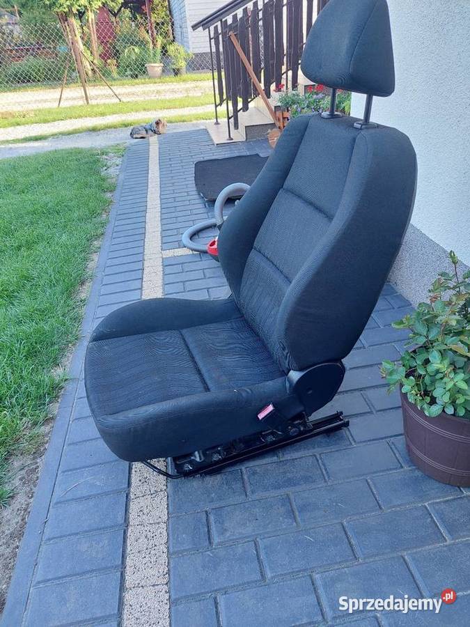 Fotel pasażera prawy przód Peugeot 207 3D osobowe Przyborów sprzedam