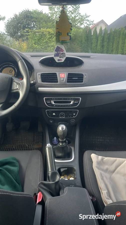 Renault Megsne 16 benzyna kupiony w polskim salonie Kórnik