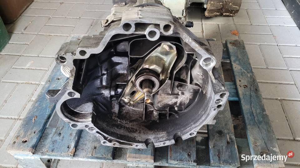Skrzynia biegów DHU AUDI A4 B5 18T skrzynie biegów