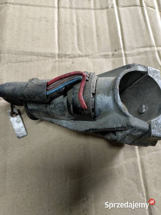 Stacyjka Fiat 126p Maluch Łubno